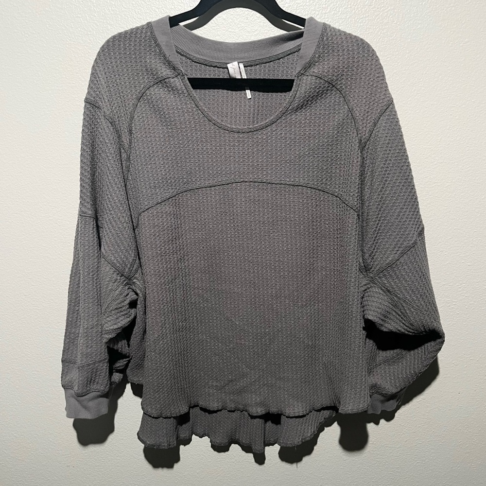 Out From Under- Long Sleeve Flowy slouchy boxy Gray Women's Top Size L